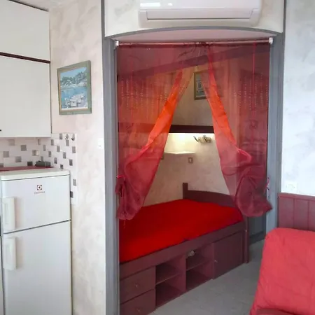 Heliopolis E4 - 3 Personnes *